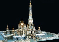 Модель (макет) Смольного монастыря фото